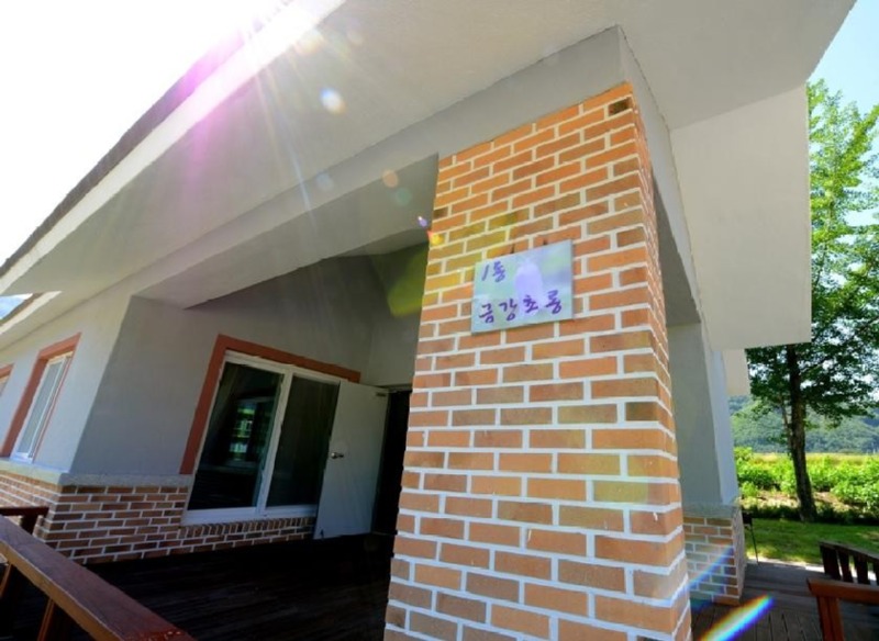 mosajnupZV.jpeg